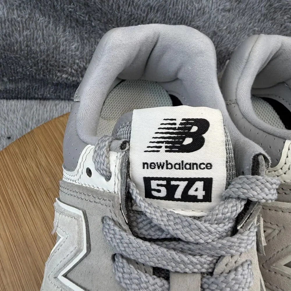 New Balance 574 Shoes Womens Size 7.5 B Gray Suede Platform Sneakers WL574ZBA